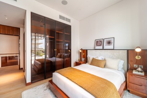 Appartement te koop in Jumeirah, Dubai, VAE 4 slaapkamers, 516 vr.m., nr 696049 - foto 24