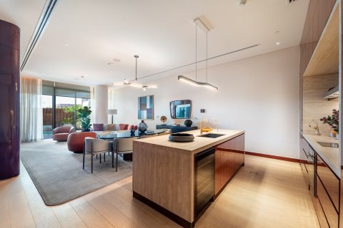 Appartement te koop in Jumeirah, Dubai, VAE 4 slaapkamers, 516 vr.m., nr 696049 - foto 7