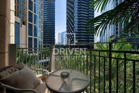 Apartamento en venta en Downtown Dubai (Downtown Burj Dubai), Dubai, EAU 2 dormitorios, 112.23 m2 № 754029 - foto 24