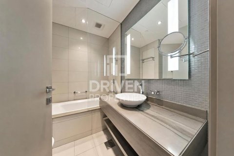 Business Bay, Dubai, BAE’de satılık daire 2 yatak odası, 140.75 m&sup2; No 754031 - fotoğraf 13