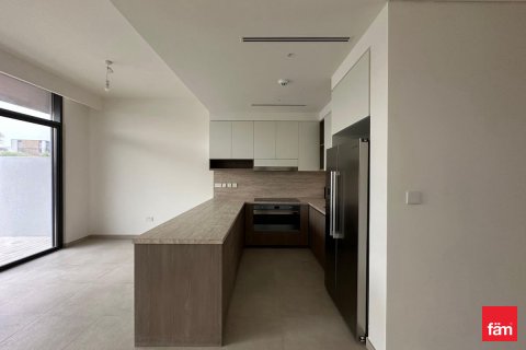 Dubai, UAE의 판매용 빌라 침실 3개, 175.1제곱미터 번호 655676 - 사진 7