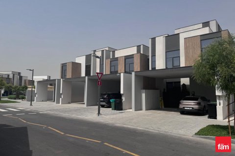 Dubai, UAE의 판매용 빌라 침실 3개, 175.1제곱미터 번호 655676 - 사진 1