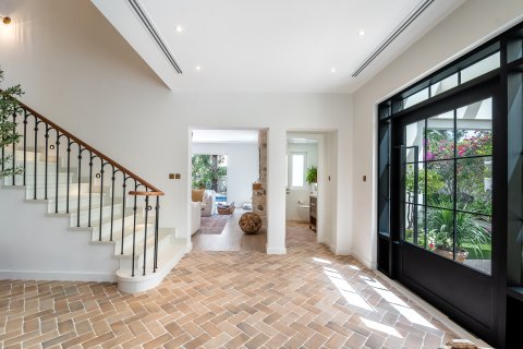 Willa na sprzedaż w Dubai Sports City, Dubai, ZEA 5 sypialnie, 448 mkw., nr 705388 - zdjęcie 5