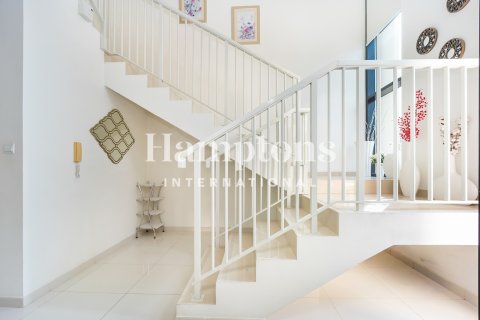 Casa urbana para arrendamento em DAMAC Hills (Akoya by DAMAC), Dubai, EAU 3 quartos, 252.88196600 m2 № 705451 - foto 8