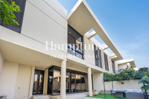 Casa urbana para arrendamento em DAMAC Hills (Akoya by DAMAC), Dubai, EAU 3 quartos, 252.88196600 m2 № 705451 - foto 19