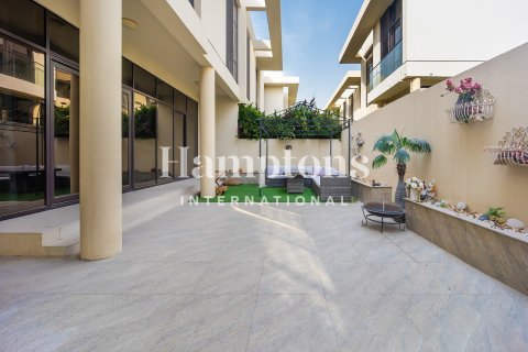 Casa urbana para arrendamento em DAMAC Hills (Akoya by DAMAC), Dubai, EAU 3 quartos, 252.88196600 m2 № 705451 - foto 18