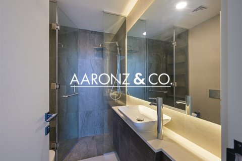 Apartmen di Rukan, Dubai, UAE 3 bilik tidur, 131 meter persegi № 694637 - foto 16