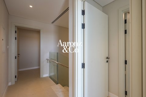 Apartment sa Rukan, Dubai, UAE 3 silid-tulugan, 131 sq.m. № 694637 - larawan 11