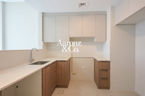 Apartment sa Rukan, Dubai, UAE 3 silid-tulugan, 131 sq.m. № 694637 - larawan 13
