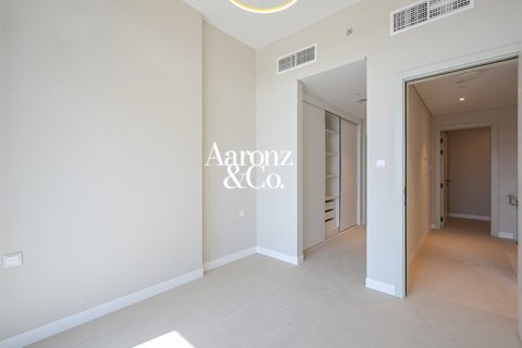 Apartment sa Rukan, Dubai, UAE 3 silid-tulugan, 131 sq.m. № 694637 - larawan 2