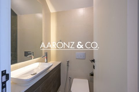 Apartmán v Rukan, Dubai, SAE 3 spálne, 131 m2 č. 694637 - Fotografia 15