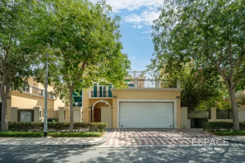 Müüa villa asukohaga Jumeirah Park, Dubai, AÜE: 4 magamistoaga, 455 m² Nr 738005 - pilt 15