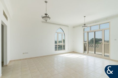 Villa in Jumeirah Islands, Dubai, UAE 4 bedrooms, 497 sq.m. № 666947 - photo 20