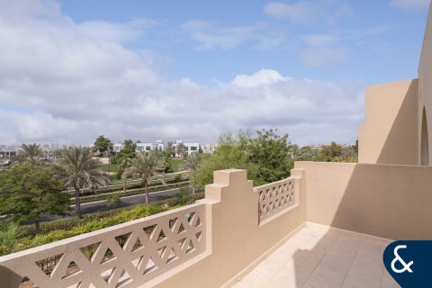 Villa in Jumeirah Islands, Dubai, UAE 4 bedrooms, 497 sq.m. № 666947 - photo 24