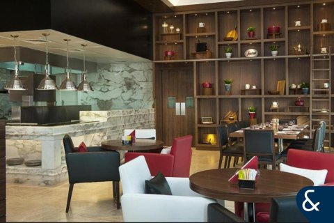 Lägenhet till försäljning i Business Bay, Dubai, UAE 1 sovrum, 76 kvm Nr. 666945 - fotografi 11