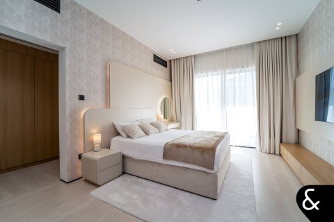 Villa Jumeirah Golf Estates, Dubaijā, AAE 5 istabas, 718 m2 Nr. 688702 - attēls 27