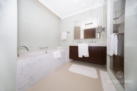 Wohnung zur Miete in Downtown Dubai (Downtown Burj Dubai), Dubai, VAE 2 Schlafzimmer, 147 m2 Nr. 688487 - Foto 16
