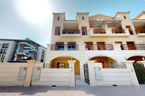 Řadový dům v Jumeirah Village Circle, Dubai, SAE 4 ložnice, 376 m² Č.: 688433