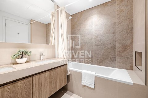 Apartment in Downtown Dubai (Downtown Burj Dubai), Dubai, UAE 2 bedrooms, 111 sq.m. № 603298 - photo 11