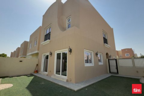 Shtëpi në qytet në Dubai, Emiratet e Bashkuara Arabe 4 dhoma gjumi, 248 m2. № 645805 - Foto 1