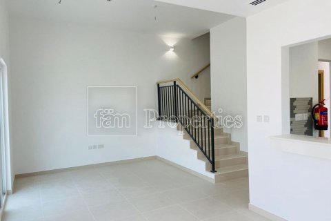 Shtëpi në qytet në Dubai, Emiratet e Bashkuara Arabe 4 dhoma gjumi, 248 m2. № 645805 - Foto 8