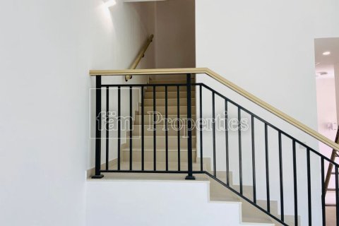 Shtëpi në qytet në Dubai, Emiratet e Bashkuara Arabe 4 dhoma gjumi, 248 m2. № 645805 - Foto 10