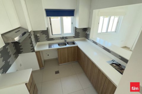 Shtëpi në qytet në Dubai, Emiratet e Bashkuara Arabe 4 dhoma gjumi, 248 m2. № 645805 - Foto 9