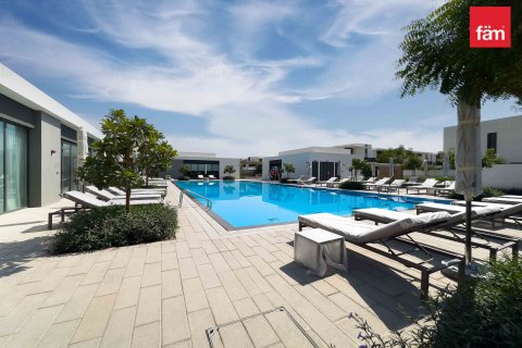 Βίλα σε Dubai, ΗΑΕ 3 υπνοδωμάτια, 174 τ.μ. Αρ. 645803 - φωτογραφία 1
