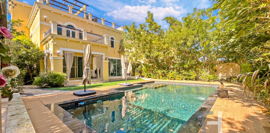 Villa Jumeirah Park, Dubaijā, AAE 4 istabas, 386 m2 Nr. 590257