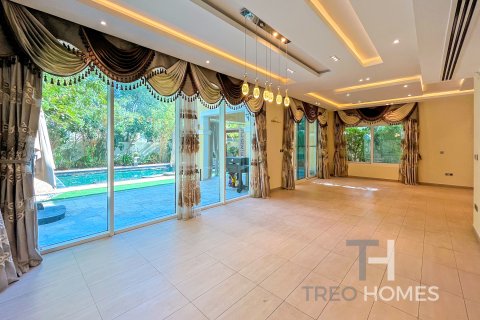 Vilă de închiriat în Jumeirah Park, Dubai, EAU 4 dormitoare, 386 mp.  №590257 - poză 14