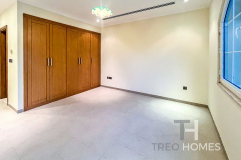 Vila di Jumeirah Park, Dubai, UEA 5 kamar tidur, 436 m2 nomor 590258 - foto 16