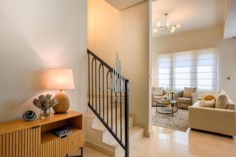 Vila v Khalifa City, Abu Dhabi, SAE 215.8 m² Č.: 557899 - fotografie 11