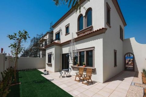 Vila v Khalifa City, Abu Dhabi, SAE 215.8 m² Č.: 557899 - fotografie 2