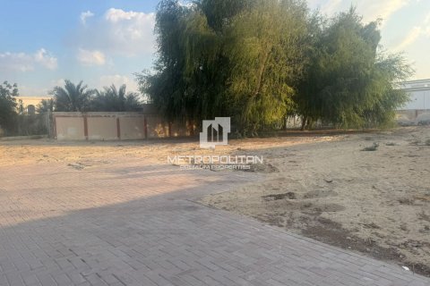 Terra para venda em Al Twar, Dubai, EAU 1394 m2 № 663678 - foto 6