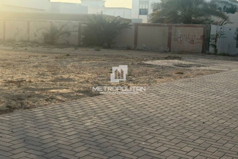 Terra para venda em Al Twar, Dubai, EAU 1394 m2 № 663678 - foto 3