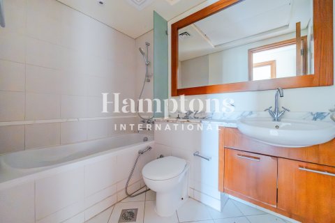 Lägenhet uthyres i The Views, Dubai, UAE 2 sovrum, 131.92226000 kvm Nr. 659591 - fotografi 15