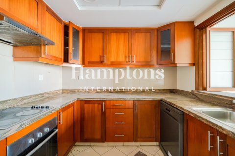 Lägenhet uthyres i The Views, Dubai, UAE 2 sovrum, 131.92226000 kvm Nr. 659591 - fotografi 9