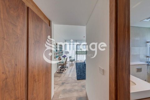 Vilë në Abu Dhabi, Emiratet e Bashkuara Arabe 5 dhoma gjumi, 616.1 m2. № 579642 - Foto 5