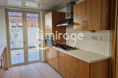 Townhouse di Al Raha Gardens, Abu Dhabi, UEA 3 kamar tidur, 199.9 m2 nomor 574382 - foto 9