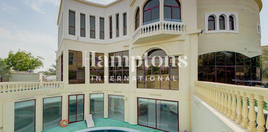 Villa in Emirates Hills, Dubai, VAE 7 slaapkamers, 1723.72 vr.m. nr 716132