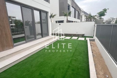 Villa à Tilal Al Ghaf, Dubai, EAU: 4 chambres № 681807