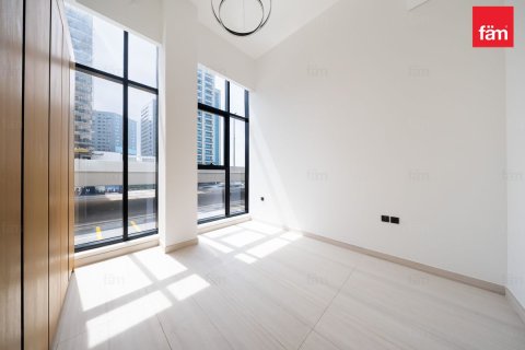 Apartament de închiriat în Business Bay, Dubai, EAU 3 dormitoare, 130.2 mp. №703678 - poză 12