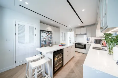 Müüa villa asukohaga Meadows, Dubai, AÜE: 4 magamistoaga, 321 m² Nr 737999 - pilt 6