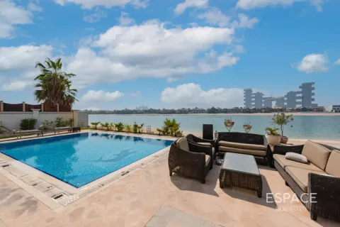 Vila u gradu Palm Jumeirah, Dubai, UAE 6 spavaće sobe, 650 m2 Br. 737997 - Slika 16