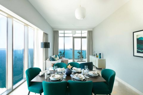 Apartment in Dubai, UAE 3 bedrooms, 175.81 sq.m. № 411071 - photo 1