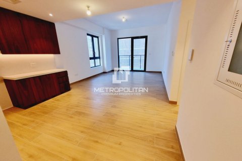Apartmen di Jumeirah, Dubai, UAE 1 bilik tidur, 74 meter persegi № 593377 - foto 4