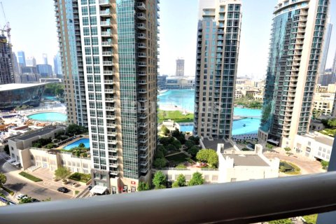 Apartemen di Downtown Dubai (Downtown Burj Dubai), UEA 2 kamar tidur, 114.32085762 m2 nomor 651188 - foto 3