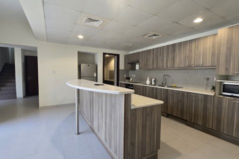 Купити таунхаус в Рас-эль-Хайма, ОАЕ 3 спальні, 302м2, № 735150 - фото 8