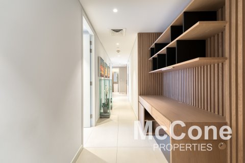 Apartament në Bluewaters, Dubai, Emiratet e Bashkuara Arabe 3 dhoma gjumi, 191.01 m2. № 587072 - Foto 17