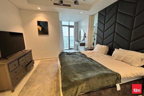 Apartment in Business Bay, Dubai, UAE 2 bedrooms, 104.1 sq.m. № 687485 - photo 13